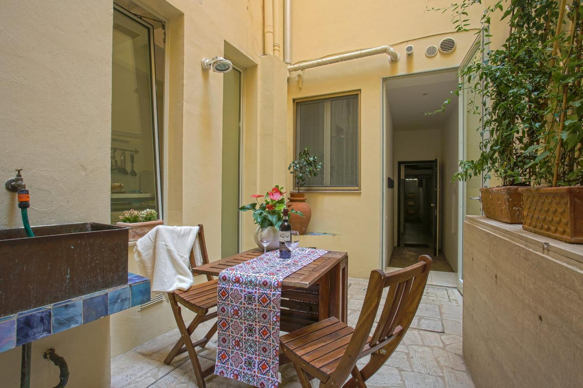 Santospirito Suite - Hosted By Sweetstay ฟลอเรนซ์ ภายนอก รูปภาพ